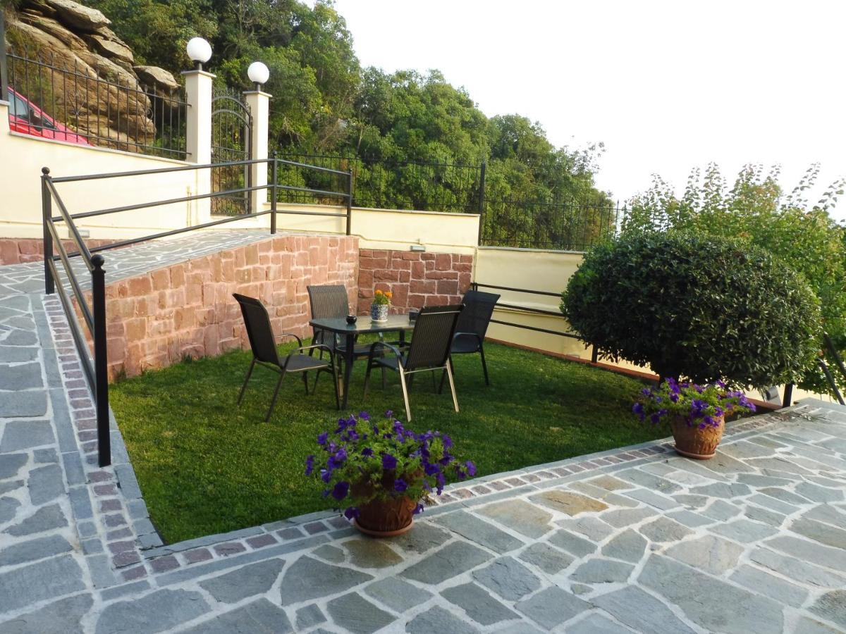 HELIANTHOS VILLA - APARTMENT No3 Kavala Exterior foto