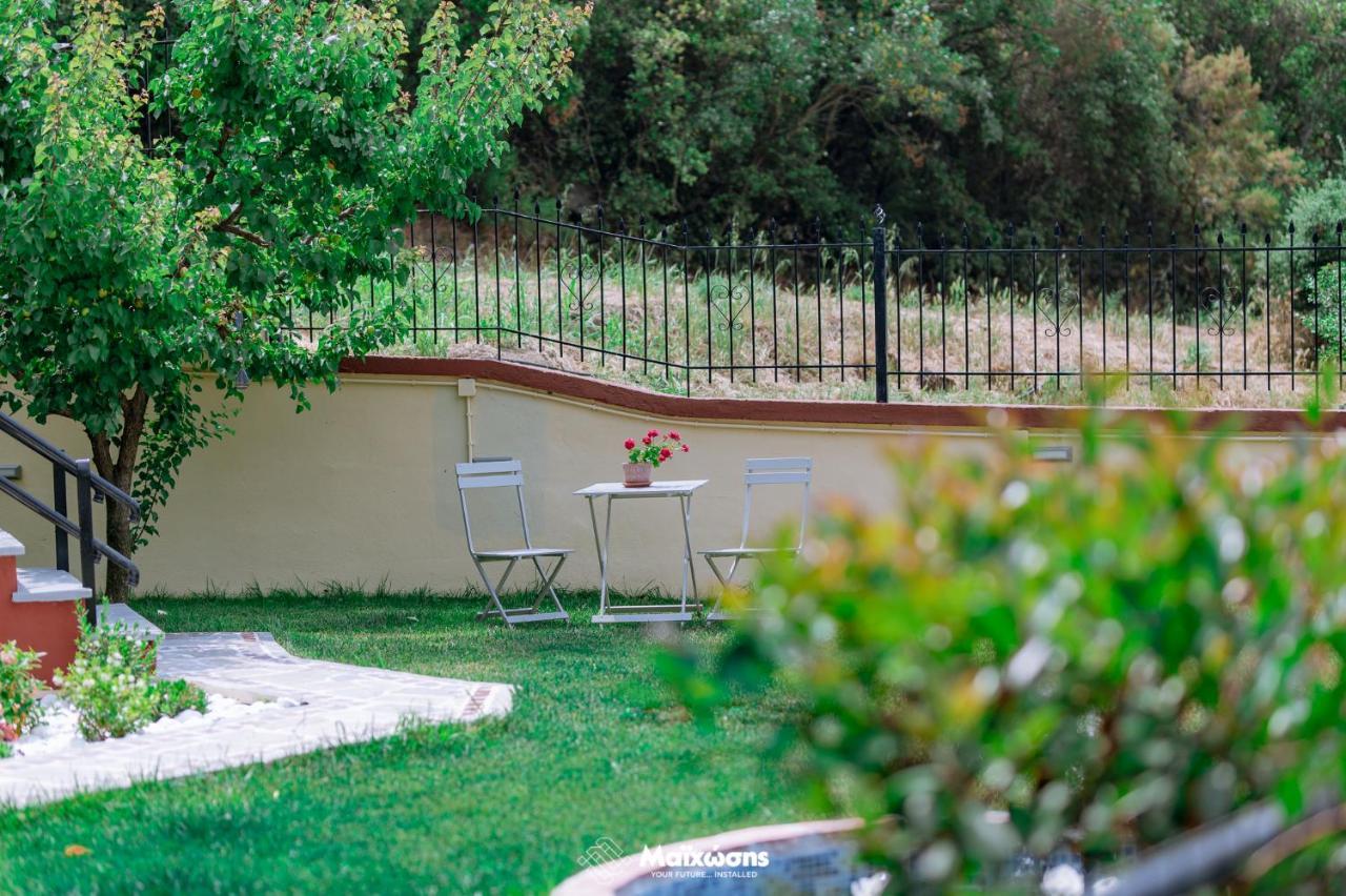HELIANTHOS VILLA - APARTMENT No3 Kavala Exterior foto